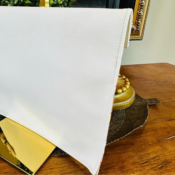 SONDRA ROBERTS SQUARED CLUTCH BAG W/ ZIPPER CORK PAINTED 9”H - 11”W GOOD COND - Picture 5 of 10